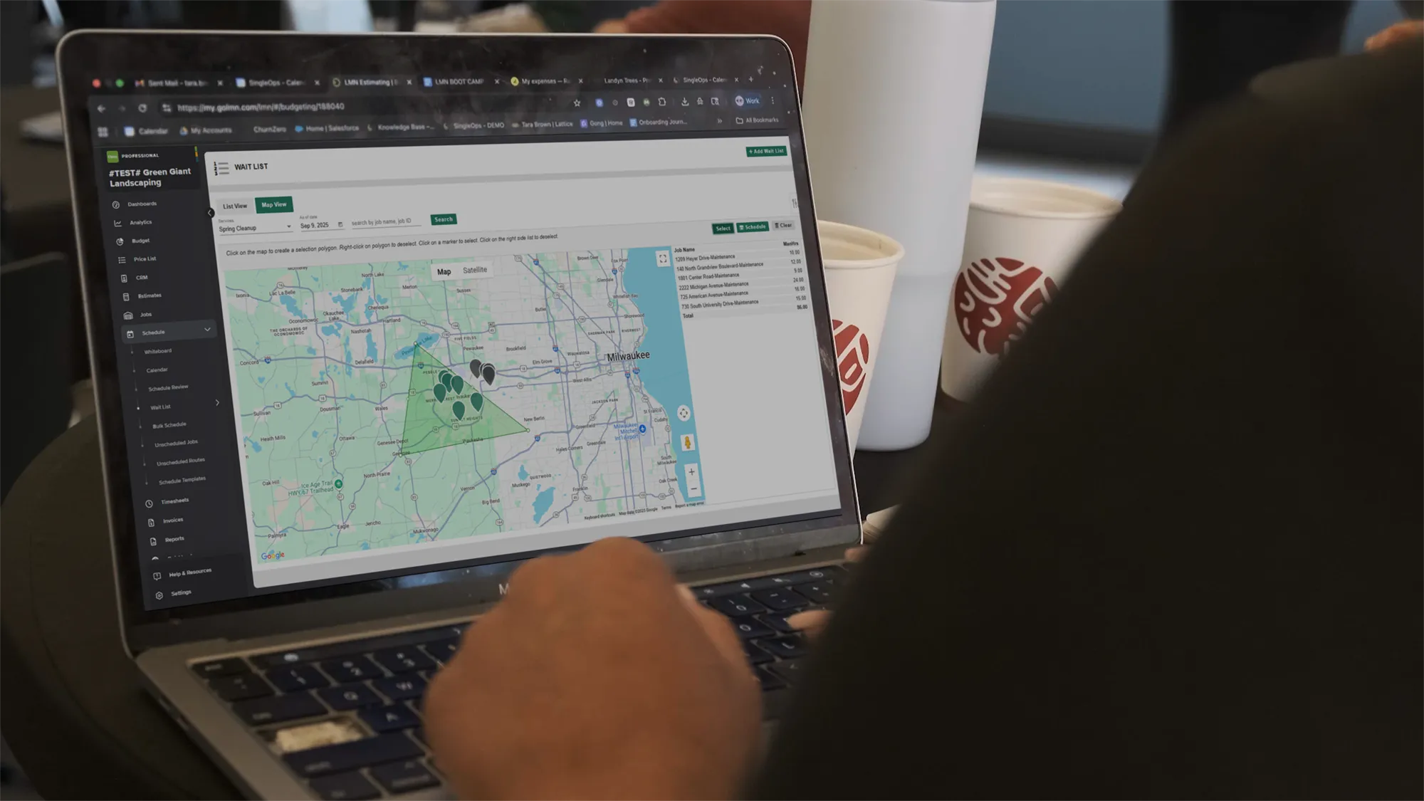 Monitor and live job status