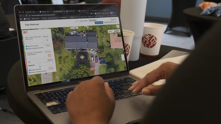 Tree care job site mapping